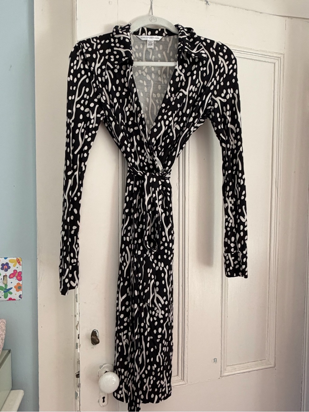 Diane Von Furstenberg Black & White Patterned Silk Wrap Dress